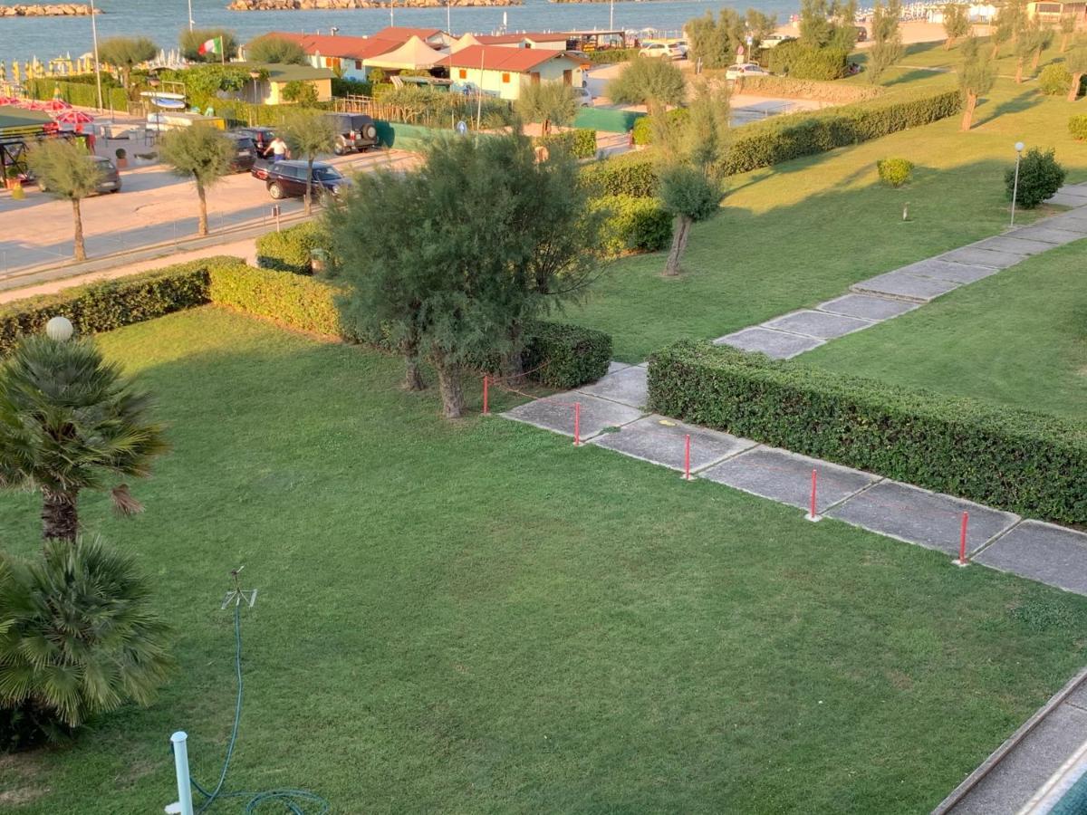 Al Mare Apartament Apartment Fano Ngoại thất bức ảnh